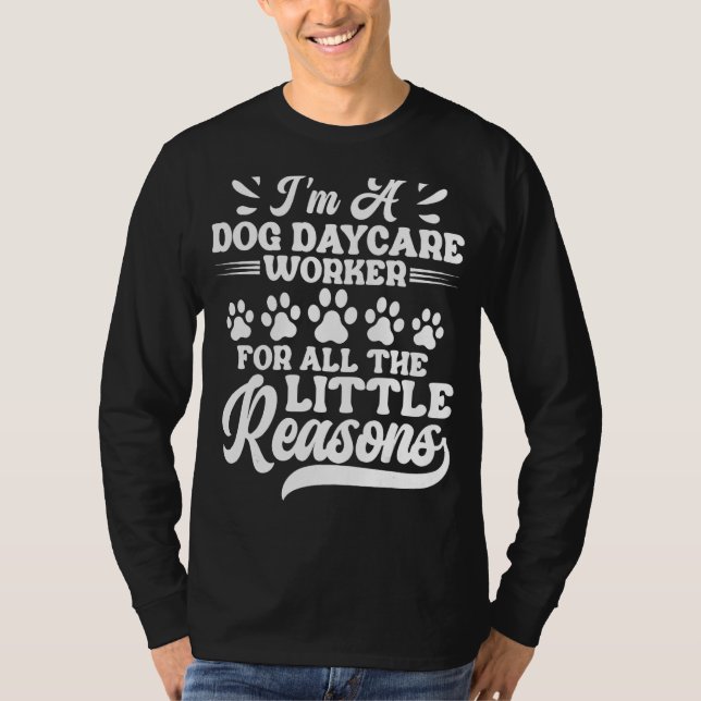 Camiseta Doggie Day Care Play Equipment Doggy Dayca (Frente)