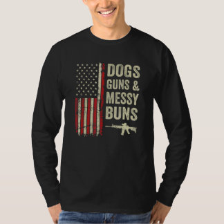 Camiseta Dogs Guns & Messy Buns Usa Flag Dog Womens Gun