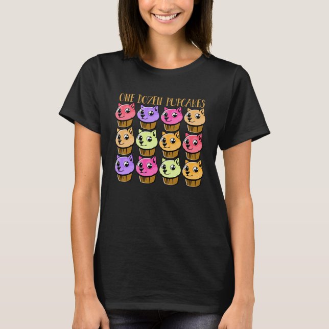 CAMISETA DOGS IN CUPCAKE ONE DOZEN PUP CAKES PUPPY CAKES (Frente)