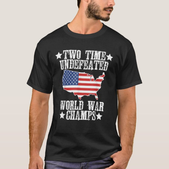 Camiseta Dois Campeões da Guerra Mundial Invencíveis (Frente)