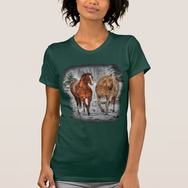 Camiseta Dois Cavalos Doentes na Foto-Arte da Neve (Frente)