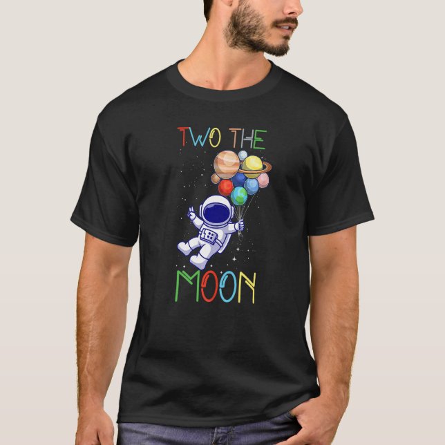 Camiseta Dois o astronauta do segundo aniversário da Lua co (Frente)