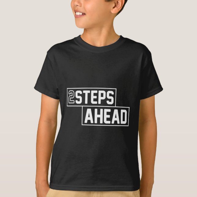 Camiseta Dois Passos Adiante (Frente)