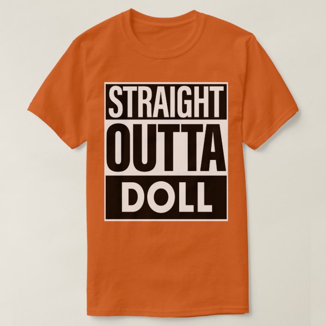 Camiseta Doll Name Hetero Outta Doll (Frente do Design)