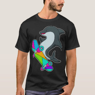 Camiseta Dolpin como Skater com skate