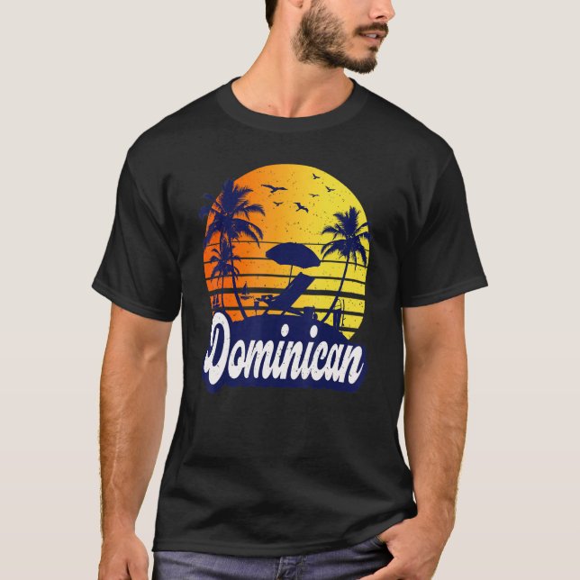 Camiseta Dominican Republic Sunset Beach Retro (Frente)