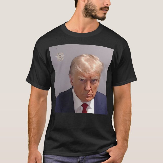 Camiseta Donald Trump Fulton County Mugshot 2023 (Frente)