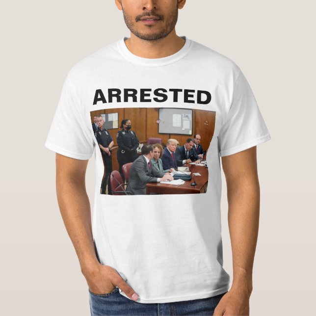 Camiseta Donald Trump Prendeu T-Shirt (Frente)