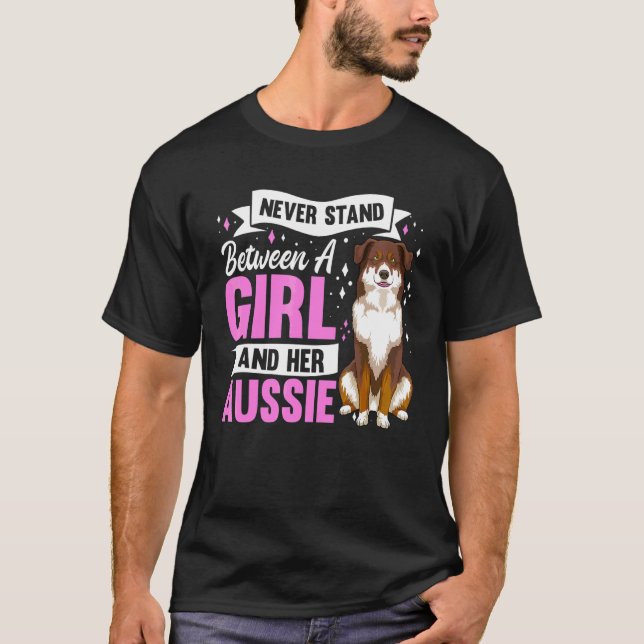 Camiseta Dono de Cachorro Australian Shepherd Aussie  Garot (Frente)