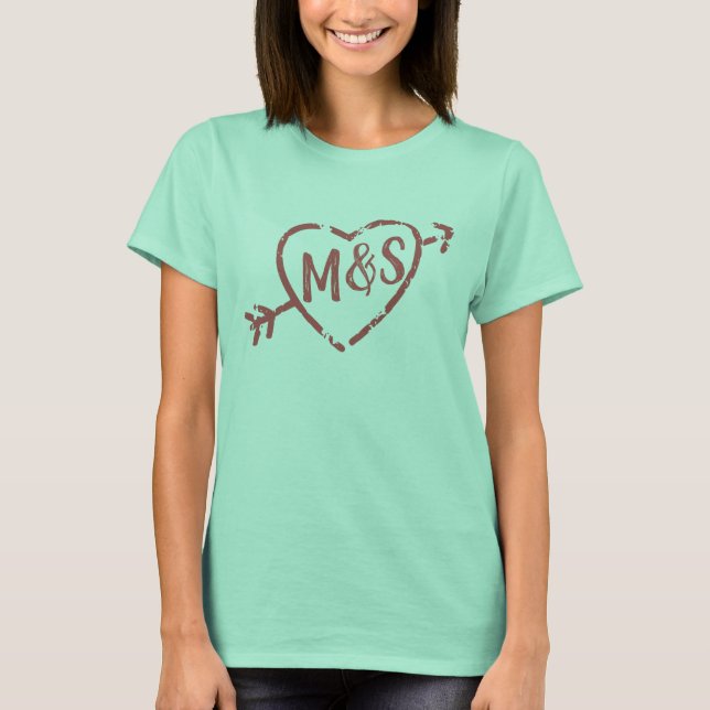 Camiseta Doodle Heart Monograma (Frente)