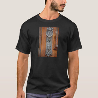 Camiseta Doorknob e buraco da fechadura do Victorian