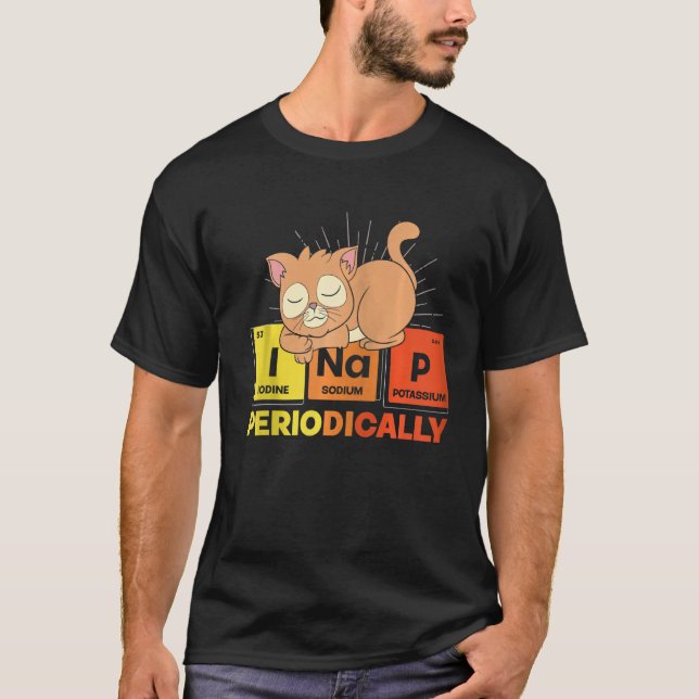 Camiseta Dormir Periodicamente, Cuta De Animais De Companhi (Frente)