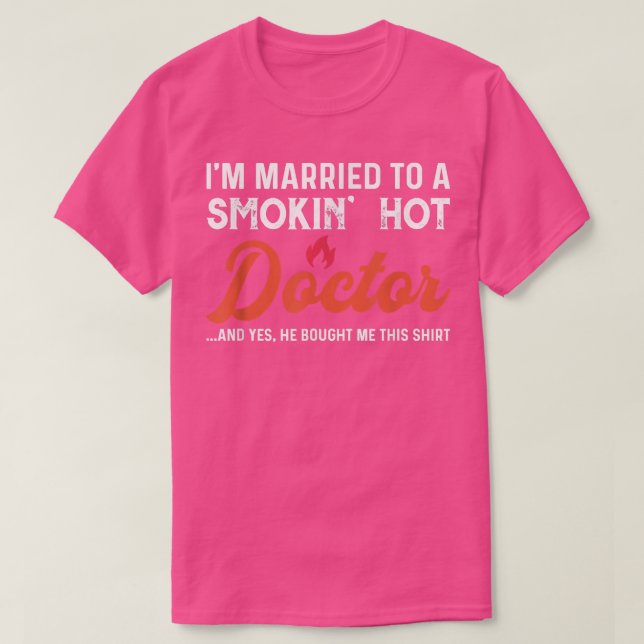 Camiseta Doutor Esposa Marido Casamento Médico Medicina Med (Frente do Design)