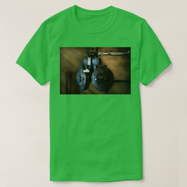 Camiseta Doutor Optometria Um antigo fotógrafo 4 (Frente do Design)
