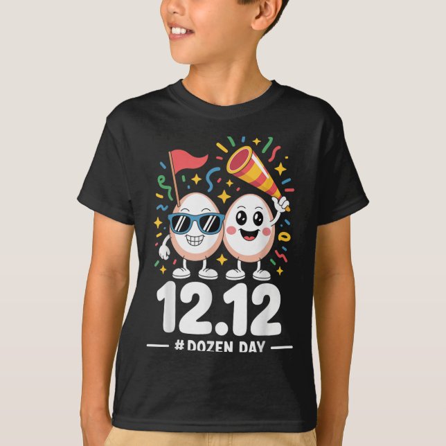 Camiseta Dozen Day Dezembro Vibes 12.12 Funny Egg Celebrati (Frente)