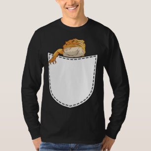 Camiseta Dragão Barbudo em Bolso Peito Artificial Réptil Li