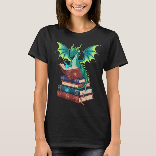 Camiseta Dragon Reading Books Fantasy Lovers Mythical Creat (Frente)