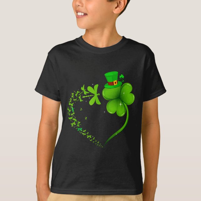 Camiseta Dragonfly Irish Shamrock Heart Happy St Patrick's  (Frente)