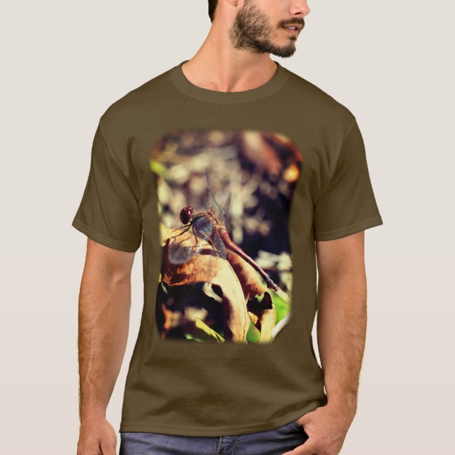 Camiseta Dragonfly Na Natureza Folha (Frente)