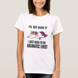 Camiseta Dramático Unicórnio Colorido e Divertido Drama