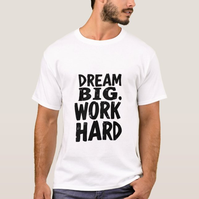 Camiseta DREAM GRANDE DURO T-Shirt (Frente)