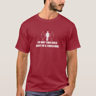 Camiseta Duas meninas Short de um Threesome (o texto