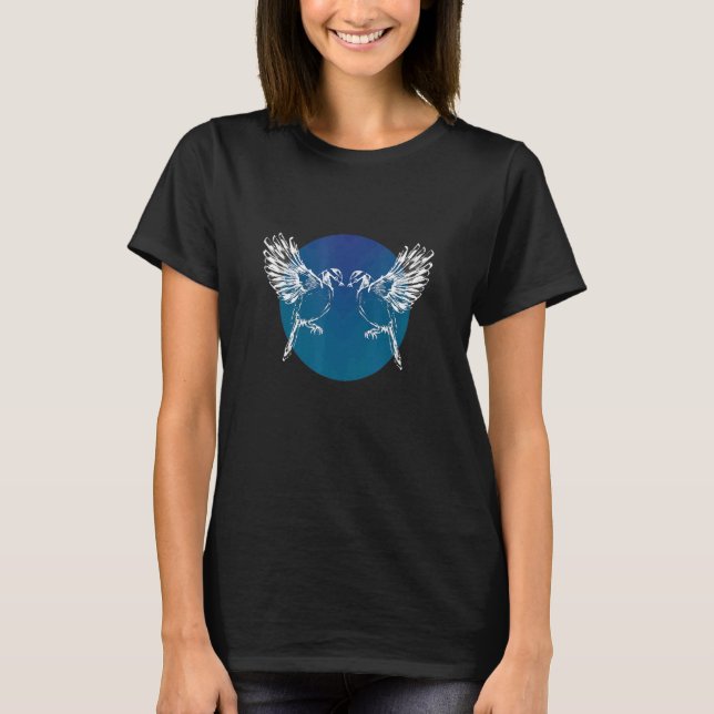 Camiseta Duas Pequenas Aves Beijando No Círculo Azul (Frente)