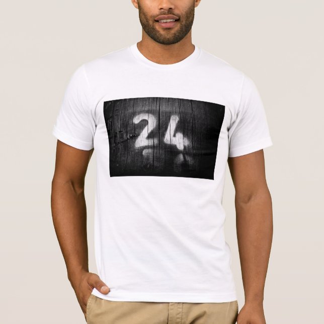 Camiseta duas postas quatro (Frente)