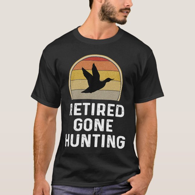 Camiseta Duck Hunter Duck Aposentado Foi Caça (Frente)