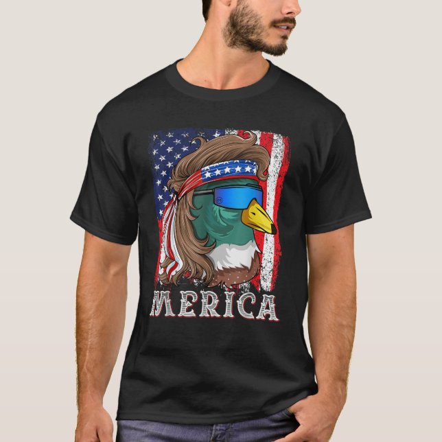 Camiseta Duckoholic Mallard Duck American Flag Waterfowl Du (Frente)