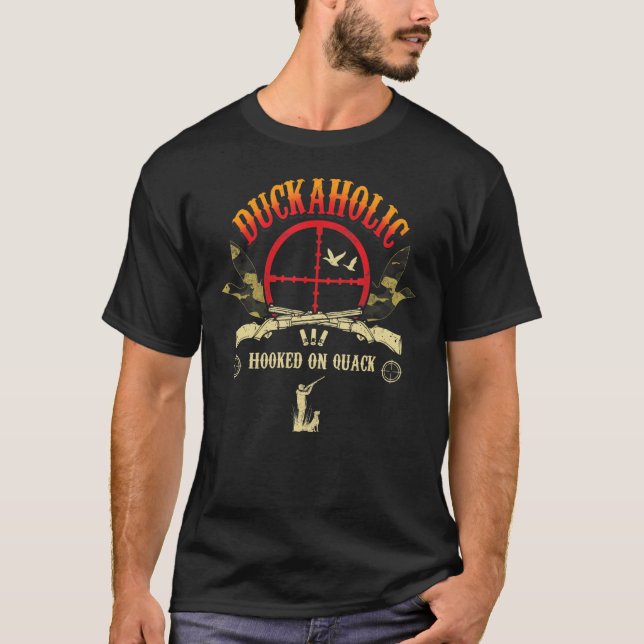Camiseta Duckoholic Viciado Em Caçador De Pato Quack (Frente)