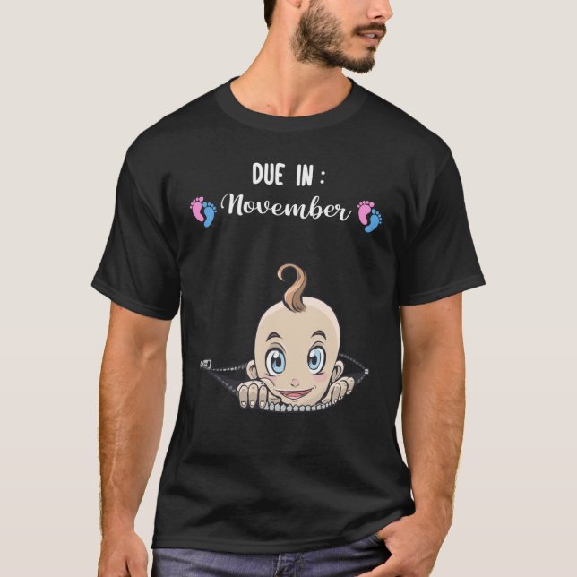 Camiseta Due in November pregnancy (Frente)