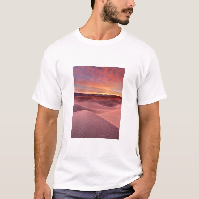Camiseta Dunas de areia rosa, Vale da Morte, CA (Frente)