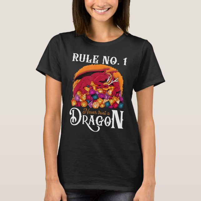 Camiseta Dungeon Dice Shirt Never Trust A Dragon RPG Gamers (Frente)