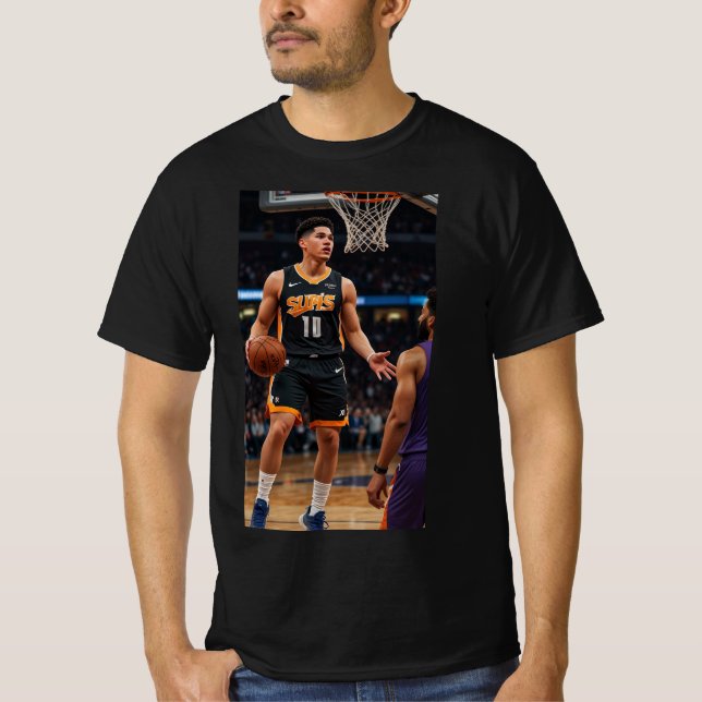 Camiseta Dunk Elite: Um T-Shirt Com Ventilador De Basquete (Frente)