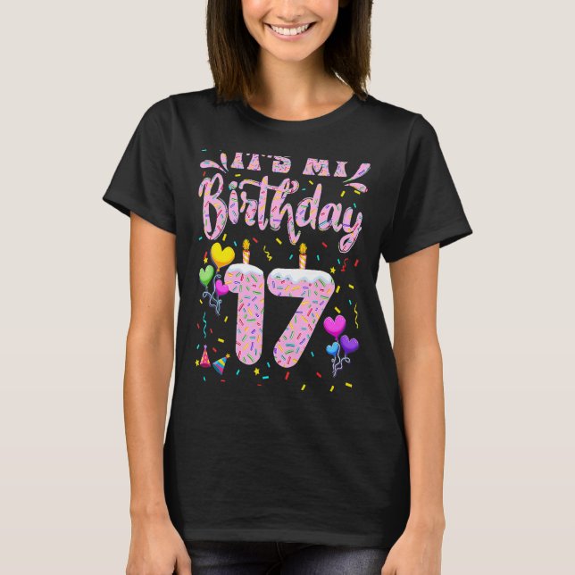 Camiseta É a minha 17.ª garota de aniversário, Dona de Noit (Frente)
