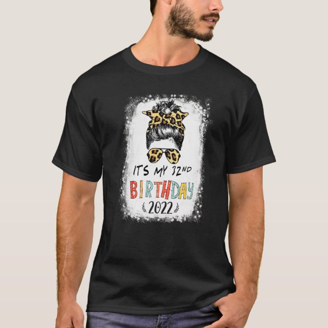 Camiseta É a minha 32ª garota leopardo, 32º Aniversário. (Frente)