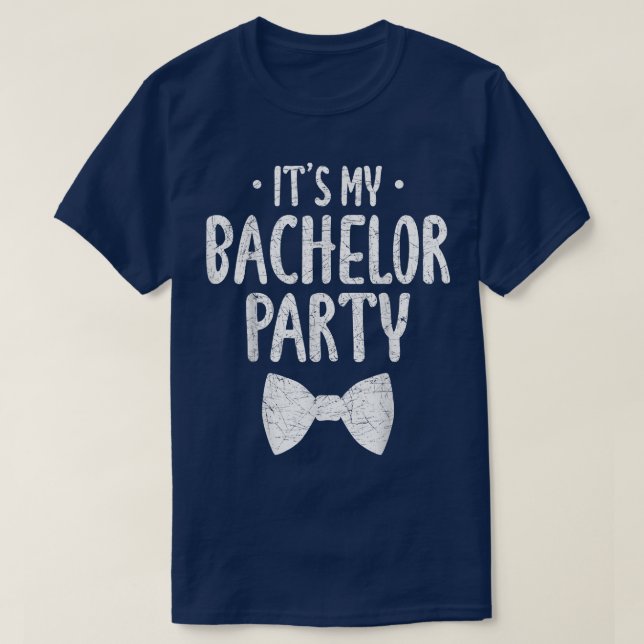 Camiseta É a Minha Festa de Despedida de Solteiro Roupa de  (Frente do Design)