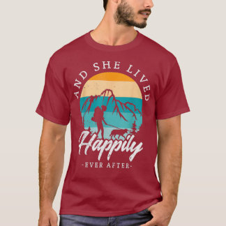 Camiseta E ela viveu feliz para sempre depois de caminhar c