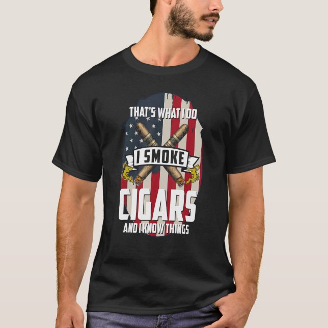Camiseta É isso que eu faço eu fumo cigarros e sei coisas (Frente)