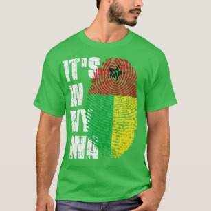 Camiseta É no meu DNA, a moça da bandeira da Guiné-Bissau.