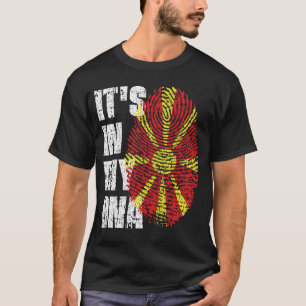 Camiseta É NO MEU DNA, a moça da bandeira da Macedônia do N