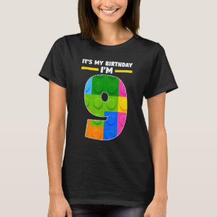 Camiseta É o meu aniversário, eu sou o Brick de aniversário