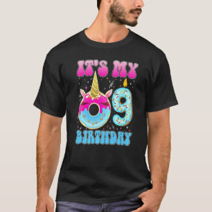 Camiseta É o meu nono aniversário, Doughnut Unicorn Magic,