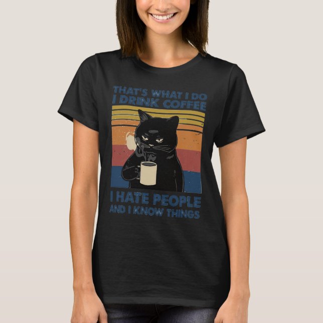 Camiseta É O Que Eu Li Livros Eu Bebo Vinho E Eu Sei (Frente)