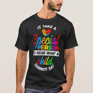Camiseta É Precisa Uma Pessoa Especial Para Ouvir a Conscie