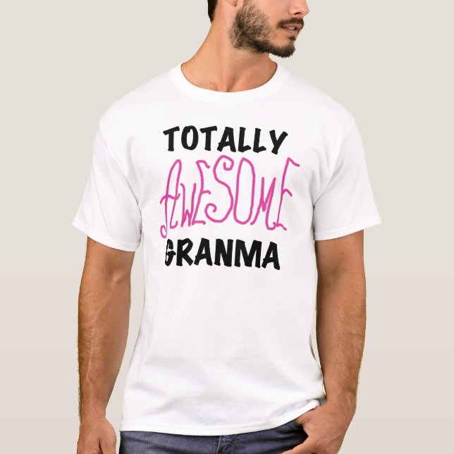 Camiseta e presentes cor-de-rosa totalmente (Frente)