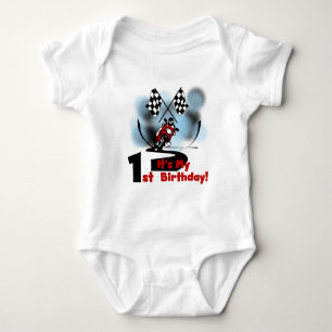 Camiseta e presentes de competência do primeiro