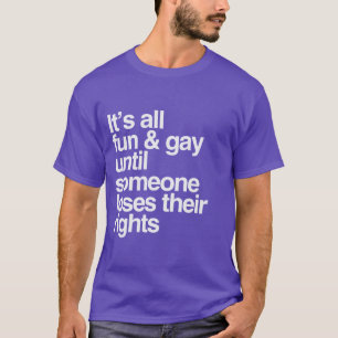 Camiseta É TUDO DIVERSÃO E ALEGRIA ATÉ - -.png
