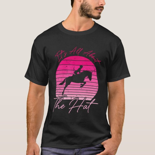 Camiseta É Tudo Sobre O Chapéu (Frente)